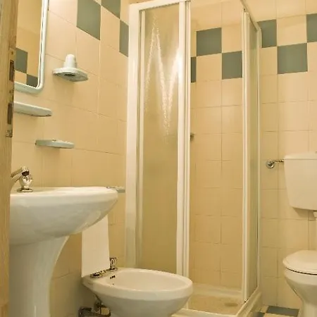 Hotel The Marquee Castelnuovo di Garfagnana Room photo